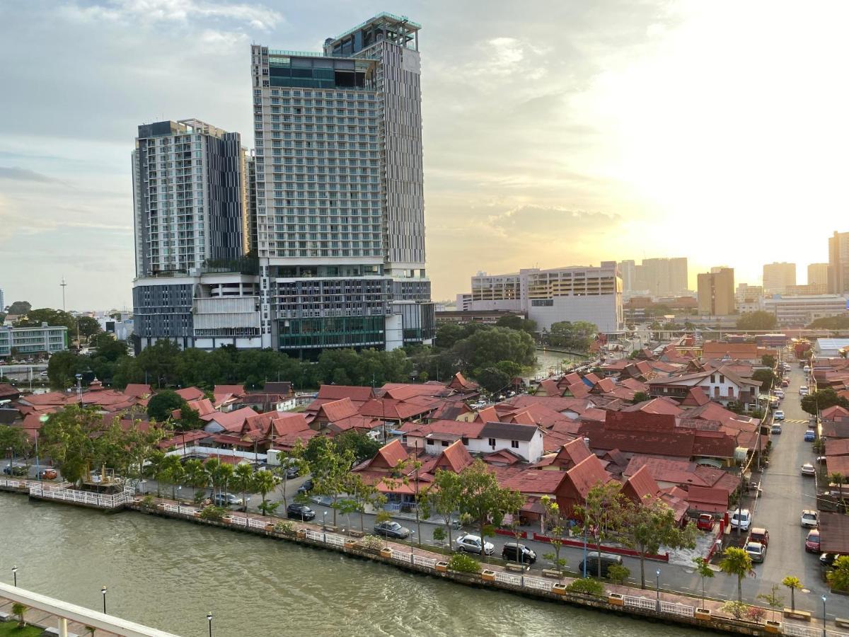 Apartamento Amanjiwa 99R Malacca Exterior foto